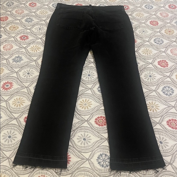 Lucky Brand Sweet Mid-rise straight black jeans, size 8/29. - Picture 2 of 9